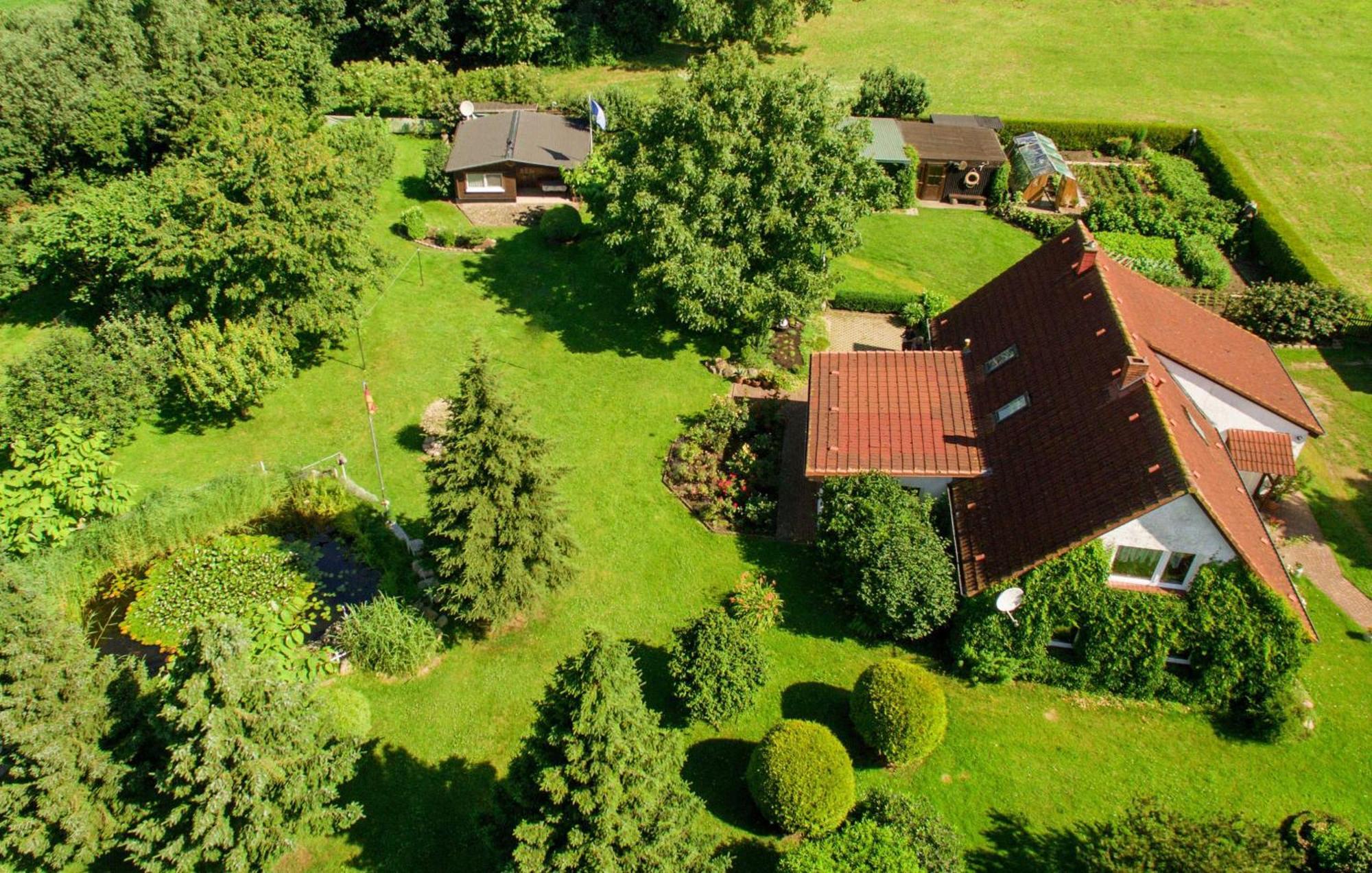 Bungalow Und Ferienwohnung Auf Ruegen Kluis Exterior photo